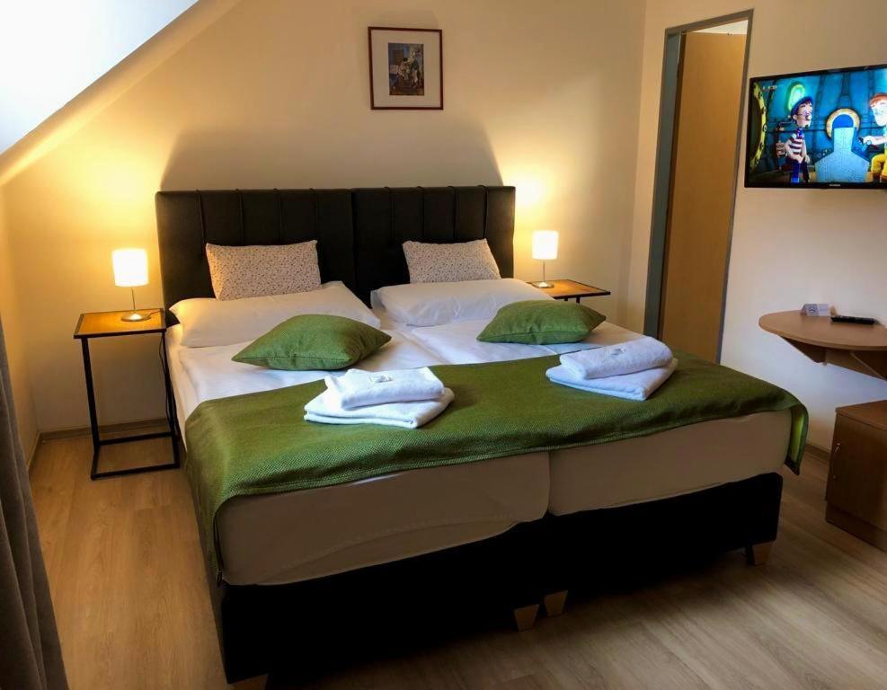 Resort Valtberg - Depandance Valtice Εξωτερικό φωτογραφία
